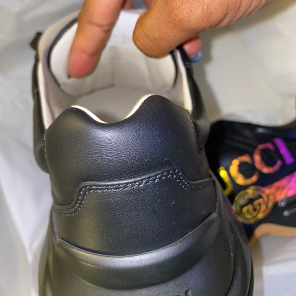 Women’s Rython Gucci logo leather sneaker - Picture 6 of 11